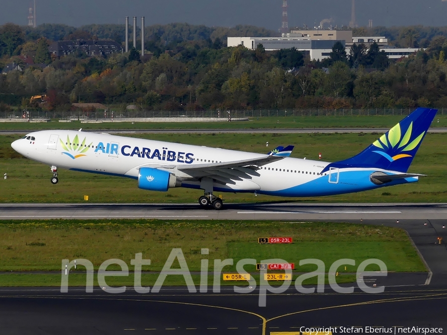 Air Caraibes Airbus A330-223 (F-HHUB) | Photo 193842