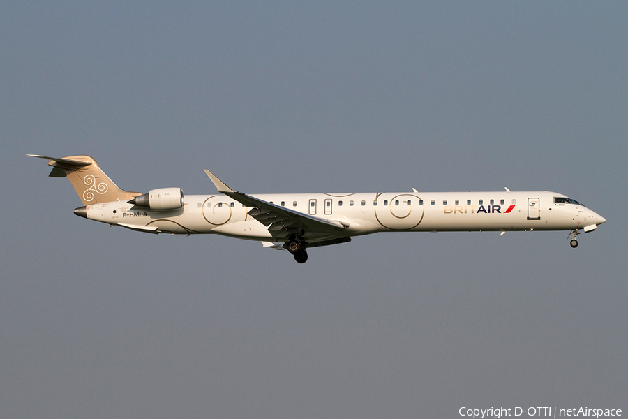 Brit Air Bombardier CRJ-1000EL (F-HMLA) | Photo 357349