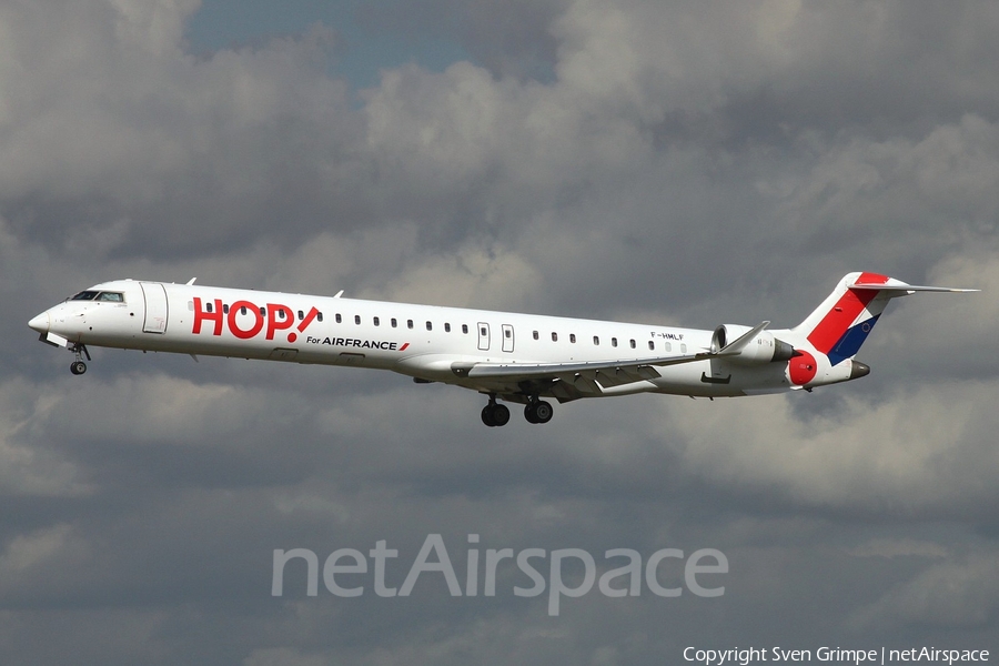 HOP! Bombardier CRJ-1000EL (F-HMLF) | Photo 263922