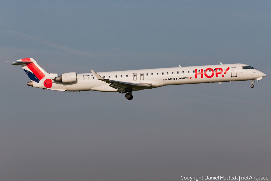 HOP! Bombardier CRJ-1000EL (F-HMLH) | Photo 453799