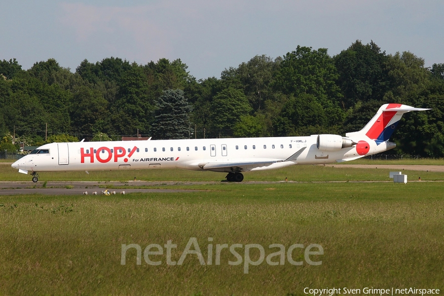 HOP! Bombardier CRJ-1000EL (F-HMLJ) | Photo 110610