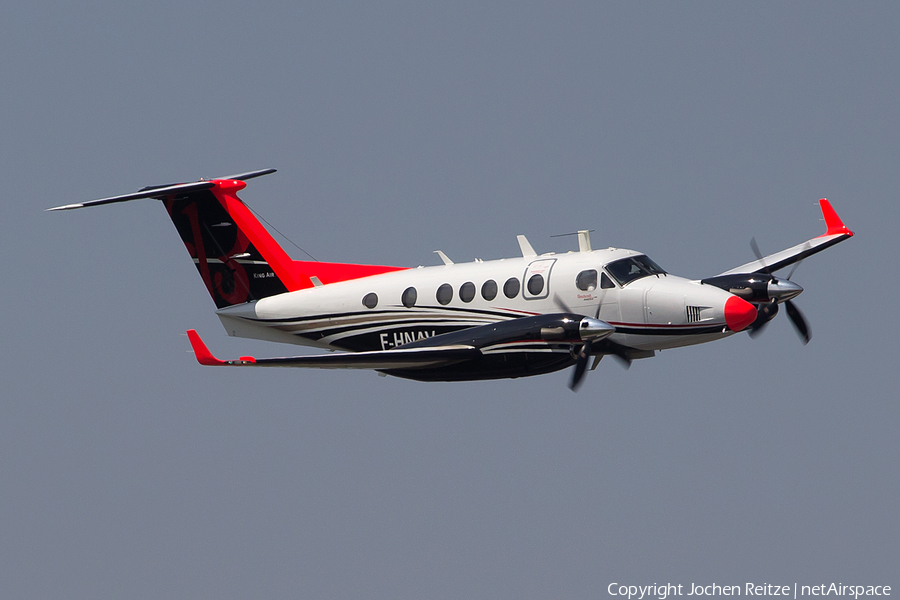 (Private) Beech King Air B200GT (F-HNAV) | Photo 165608