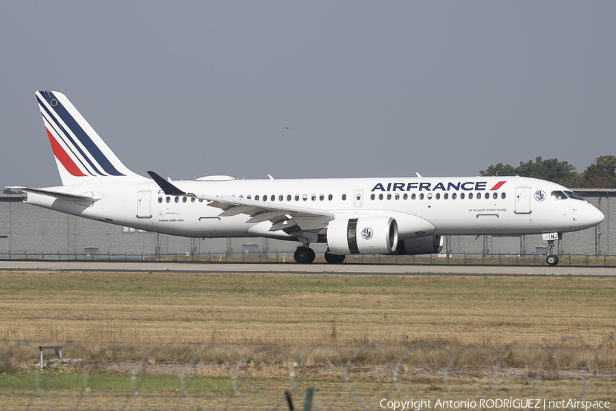 Air France Airbus A220-300 (F-HPNJ) | Photo 640419
