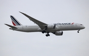 Air France Boeing 787-9 Dreamliner (F-HRBB) at  Detroit - Metropolitan Wayne County, United States