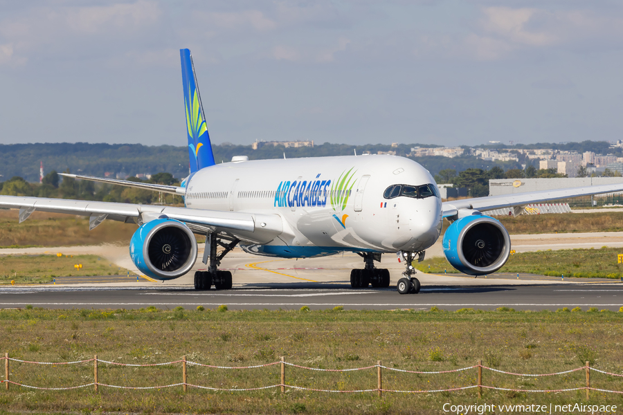 Air Caraibes Airbus A350-1041 (F-HSIS) | Photo 527757