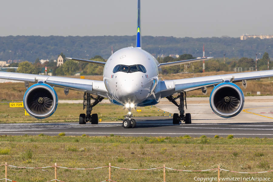 Air Caraibes Airbus A350-1041 (F-HSIS) | Photo 527775