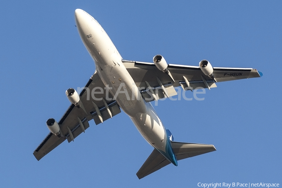 Corsair International Boeing 747-422 (F-HSUN) | Photo 267031