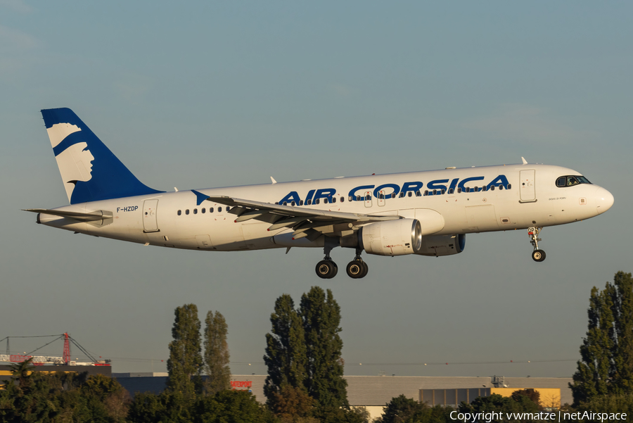 Air Corsica Airbus A320-216 (F-HZDP) | Photo 527818