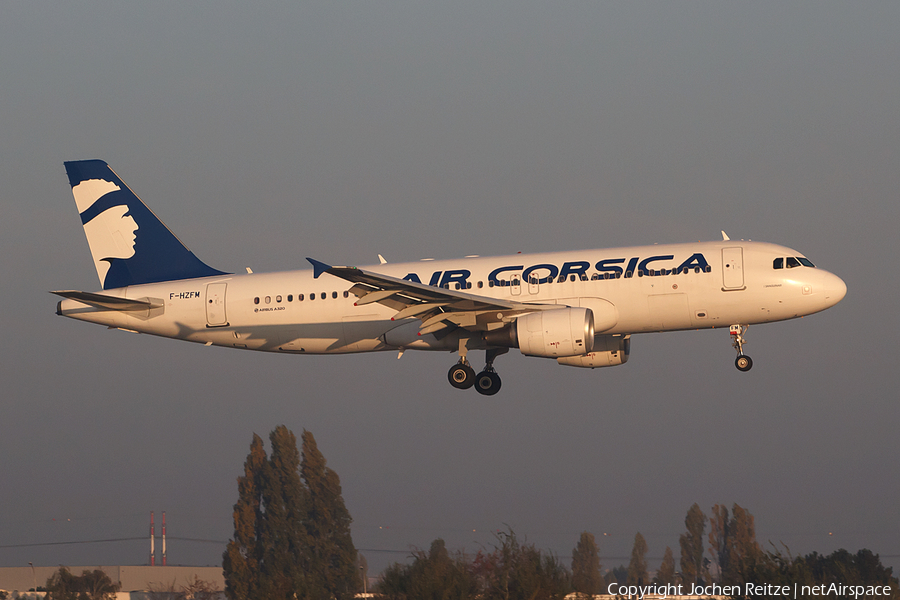 Air Corsica Airbus A320-214 (F-HZFM) | Photo 129533