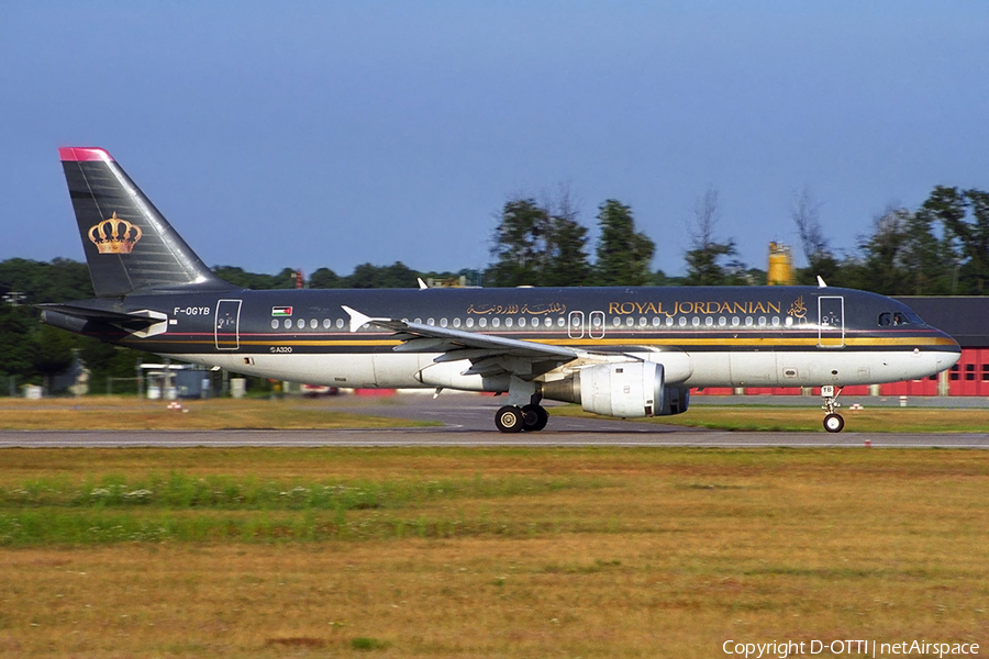 Royal Jordanian Airbus A320-212 (F-OGYB) | Photo 359471