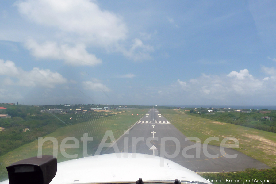 (Private) Cessna 172S Skyhawk SP (F-OIJC) | Photo 5223