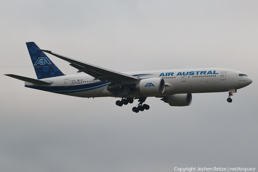 Air Austral Boeing 777-29M(LR) (F-OLRA) | Photo 88775