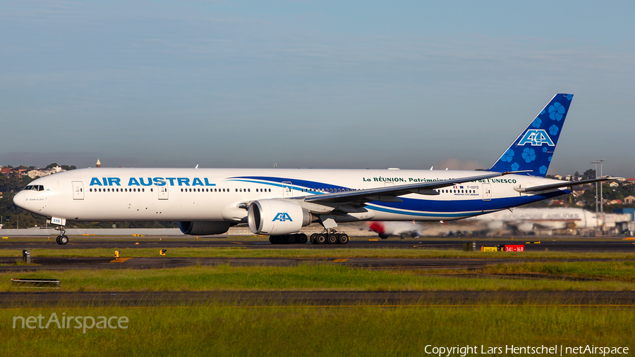 Air Austral Boeing 777-3Q8(ER) (F-OSYD) | Photo 447389