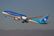 Air Tahiti Nui Boeing 787-9 Dreamliner (F-OTOA) at  Los Angeles - International, United States