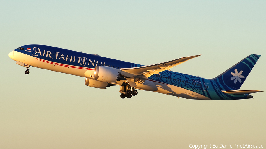 Air Tahiti Nui Boeing 787-9 Dreamliner (F-OVAA) | Photo 359957