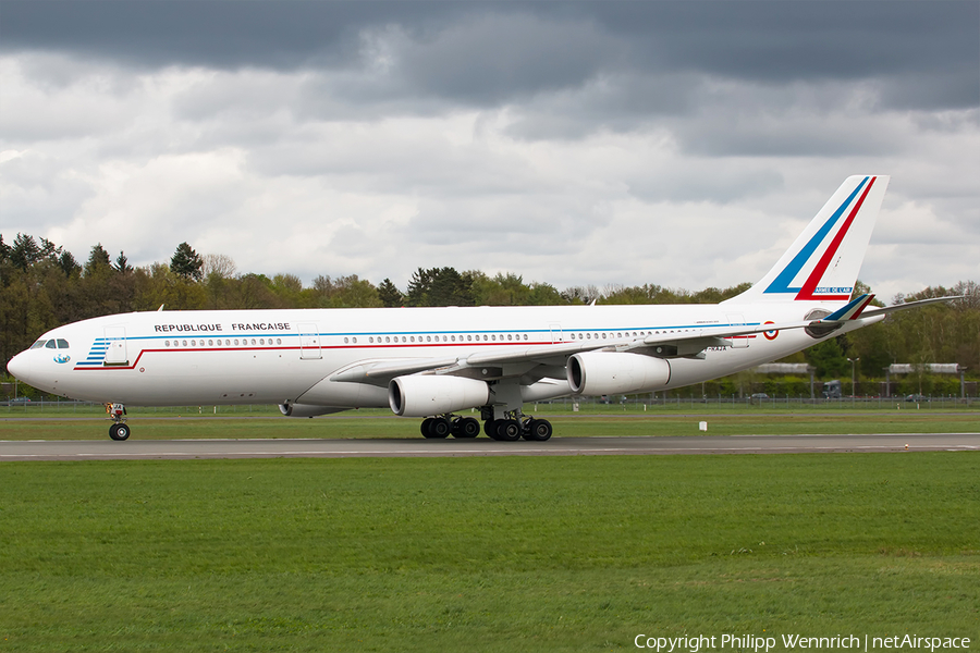 French Air Force (Armée de l’Air) Airbus A340-211 (F-RAJA) | Photo 257448