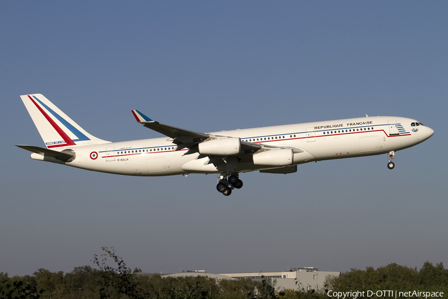 French Air Force (Armée de l’Air) Airbus A340-211 (F-RAJA) | Photo 417209