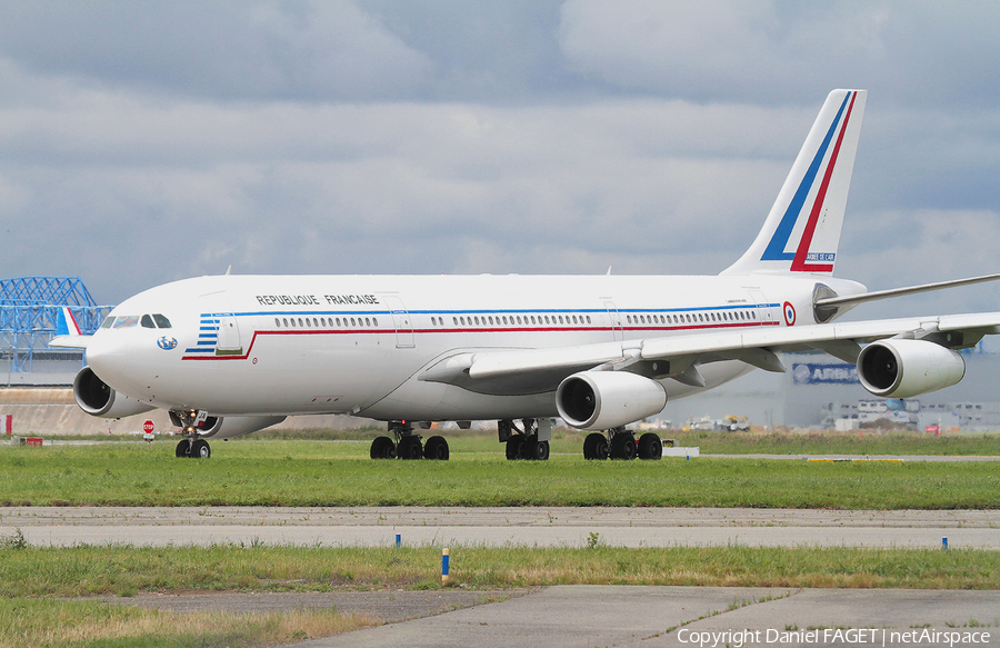 French Air Force (Armée de l’Air) Airbus A340-211 (F-RAJA) | Photo 254633