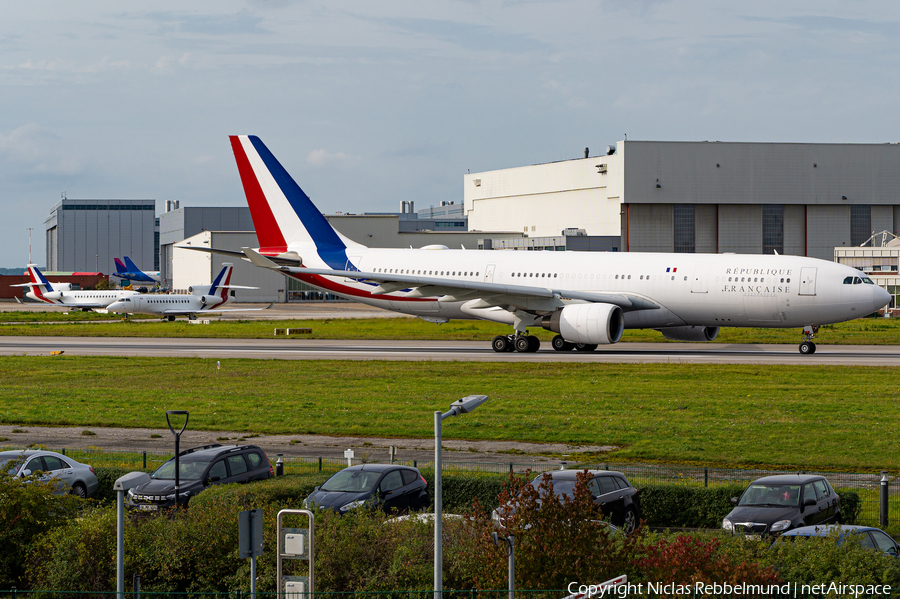 French Air Force (Armée de l’Air) Airbus A330-223 (F-RARF) | Photo 593962