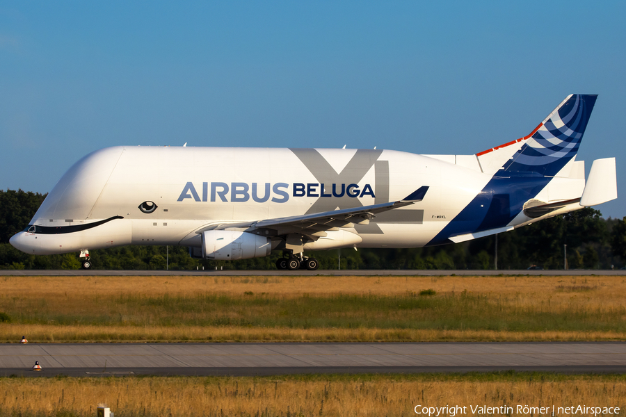 Airbus Transport International Airbus A330-743L Beluga XL (F-WBXL) | Photo 515047