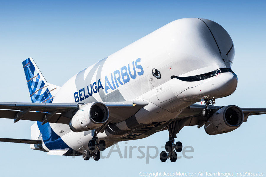 Airbus Transport International Airbus A330-743L Beluga XL (F-WBXL) | Photo 295953