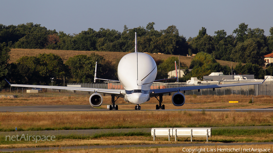 Airbus Transport International Airbus A330-743L Beluga XL (F-WBXL) | Photo 269933