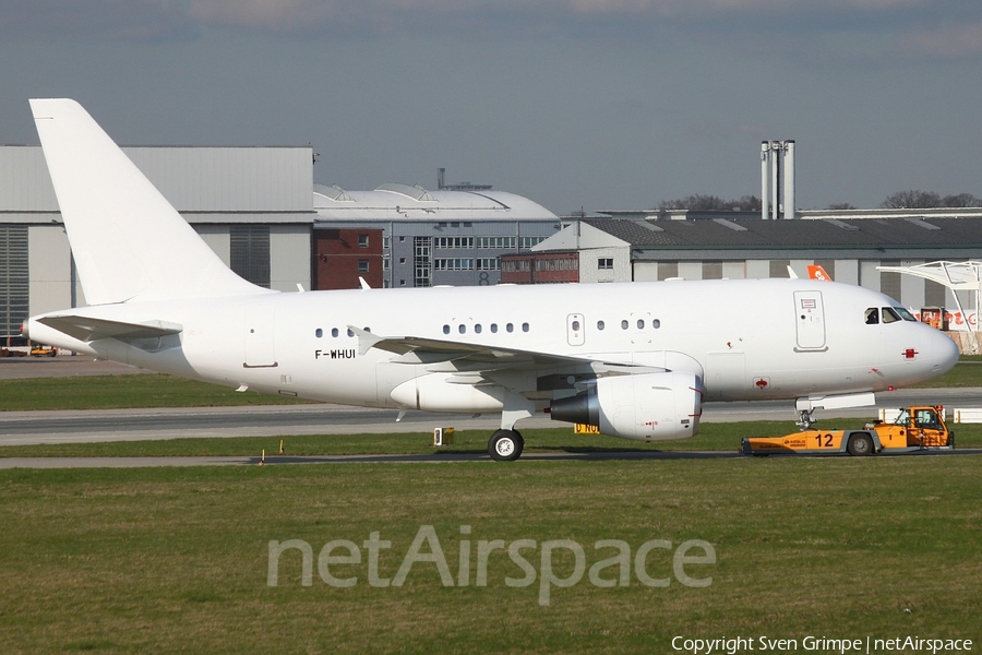 (Private) Airbus A318-112(CJ) Elite (F-WHUI) | Photo 18954