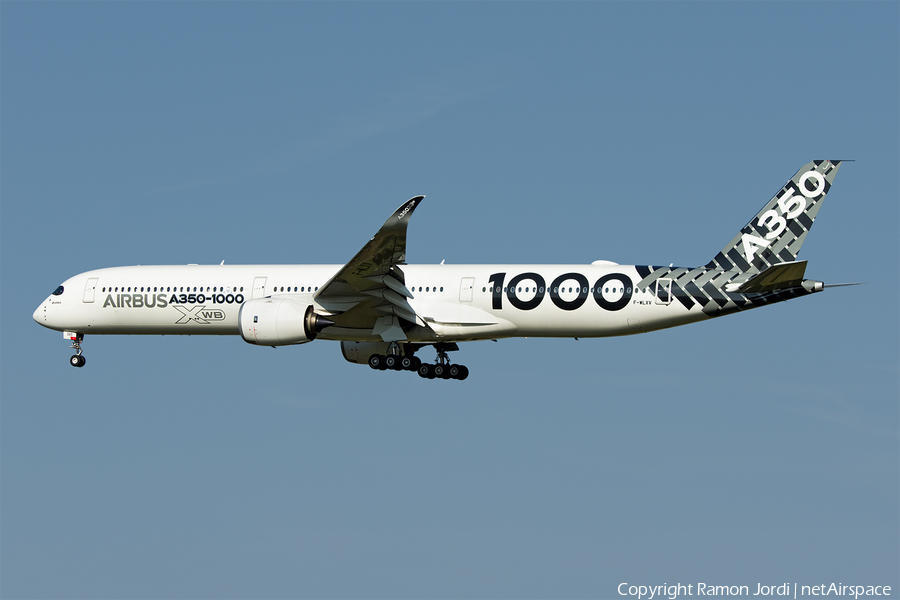 Airbus Industrie Airbus A350-1041 (F-WLXV) | Photo 193791