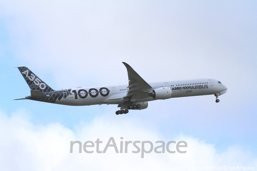 Airbus Industrie Airbus A350-1041 (F-WLXV) | Photo 243752