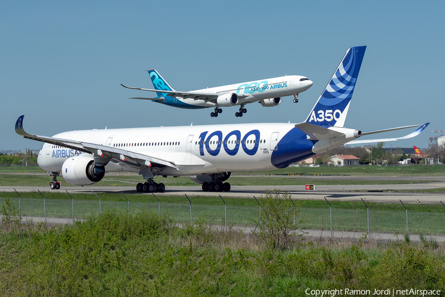 Airbus Industrie Airbus A350-1041 (F-WMIL) | Photo 240340