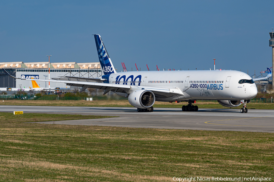 Airbus Industrie Airbus A350-1041 (F-WMIL) | Photo 379913