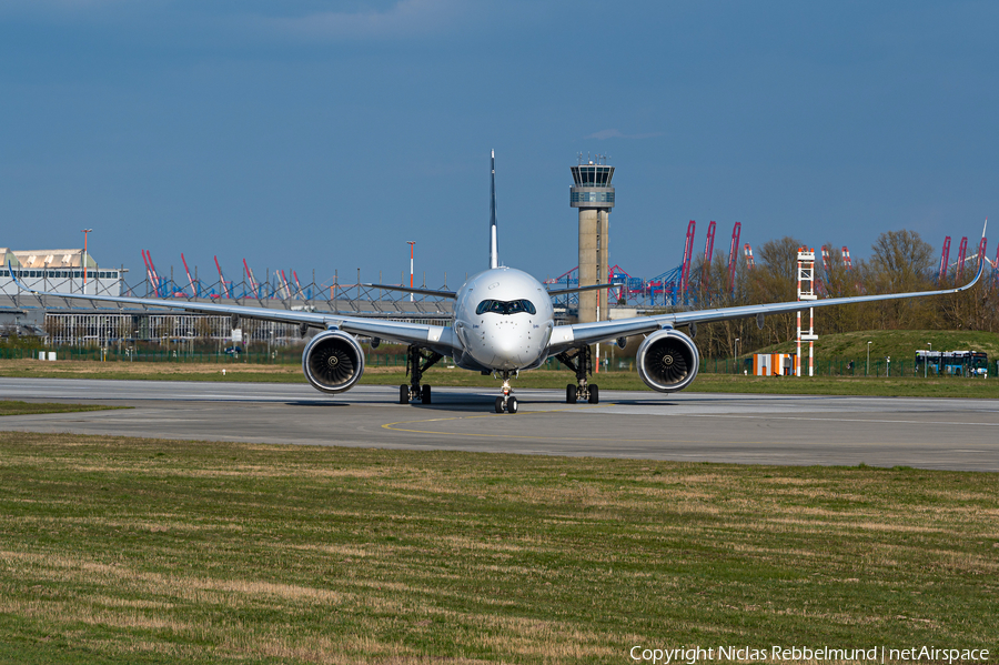 Airbus Industrie Airbus A350-1041 (F-WMIL) | Photo 379914