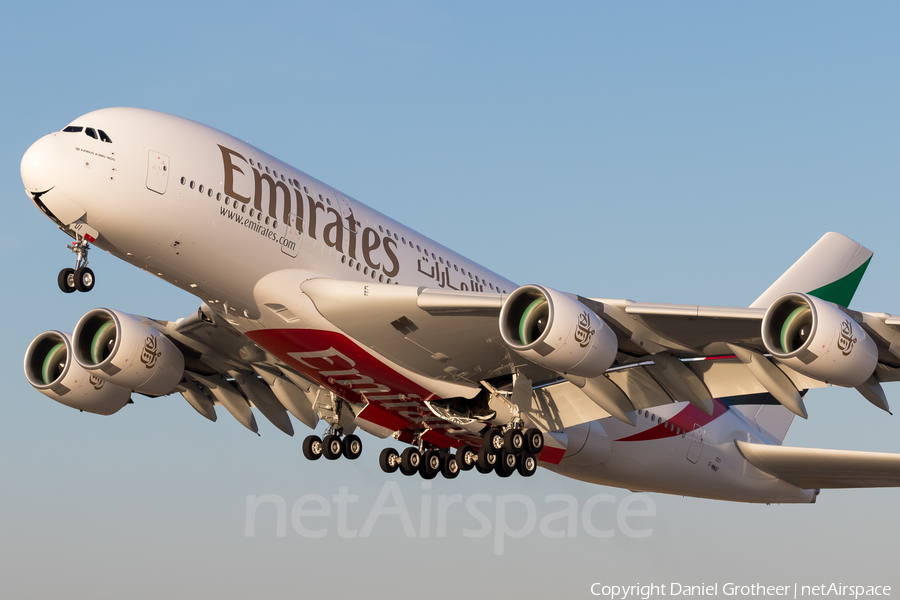 Emirates Airbus A380-861 (F-WWAF) | Photo 142862