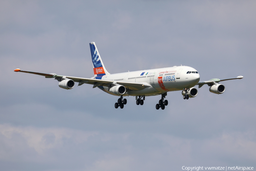 Airbus Industrie Airbus A340-311 (F-WWAI) | Photo 422049