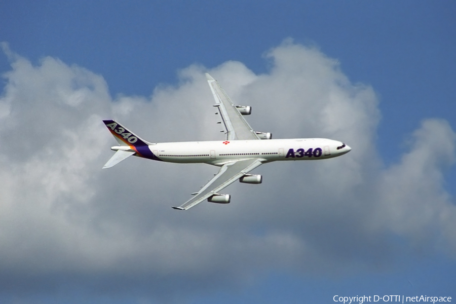 Airbus Industrie Airbus A340-311 (F-WWAI) | Photo 324036