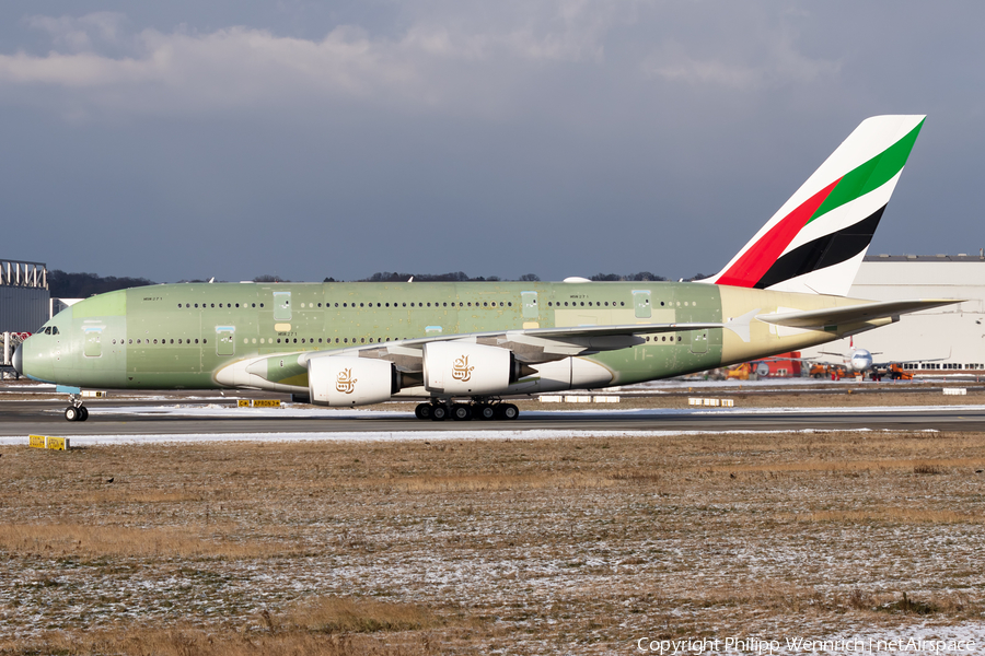 Emirates Airbus A380-861 (F-WWAM) | Photo 430036