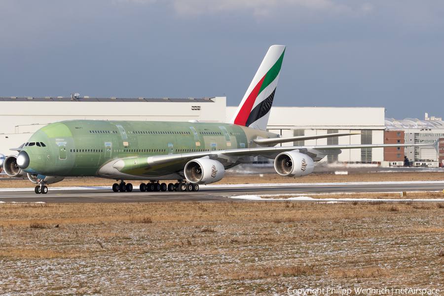 Emirates Airbus A380-861 (F-WWAM) | Photo 437408