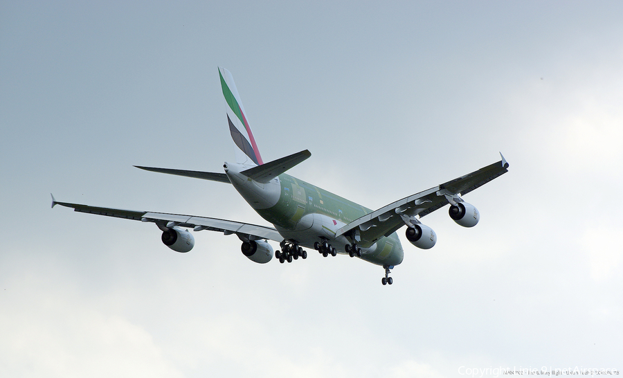 Emirates Airbus A380-861 (F-WWAP) | Photo 79283