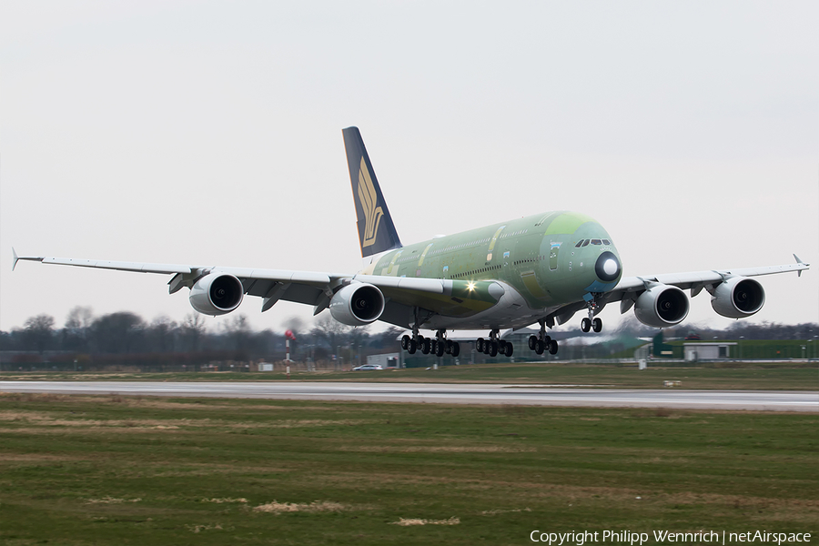 Singapore Airlines Airbus A380-841 (F-WWAQ) | Photo 151634