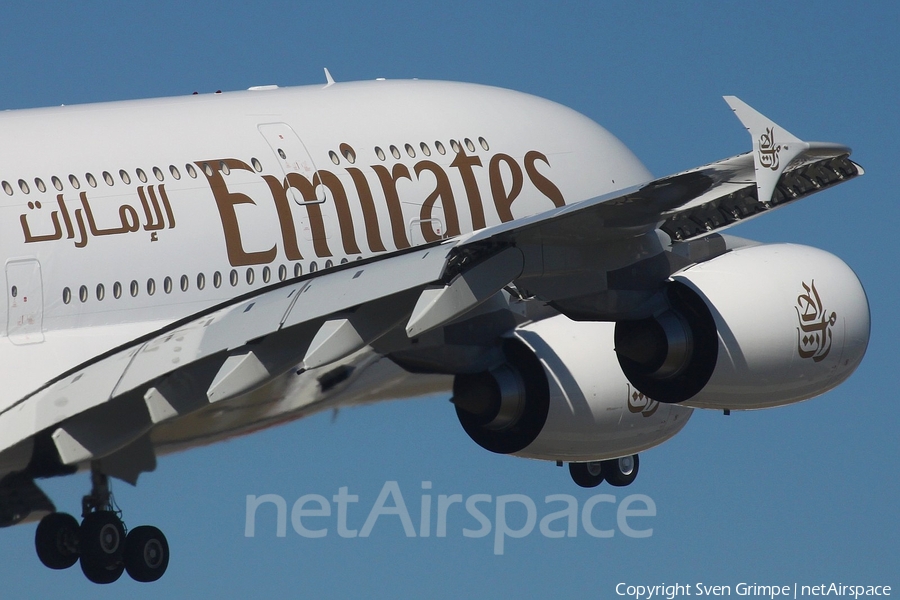 Emirates Airbus A380-861 (F-WWAR) | Photo 42746