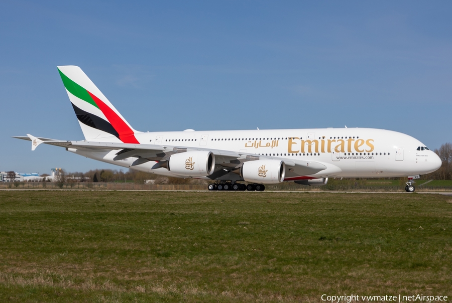Emirates Airbus A380-842 (F-WWAV) | Photo 442703