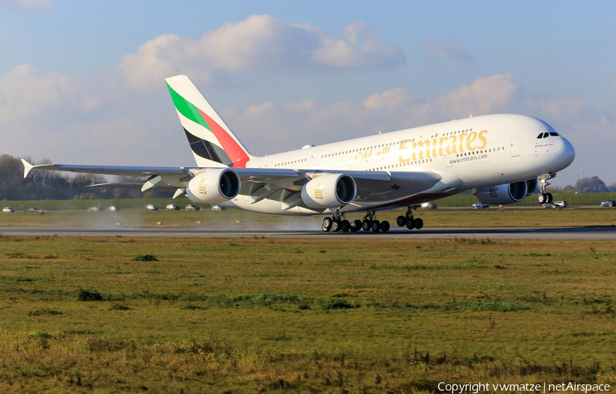 Emirates Airbus A380-861 (F-WWAX) | Photo 130658
