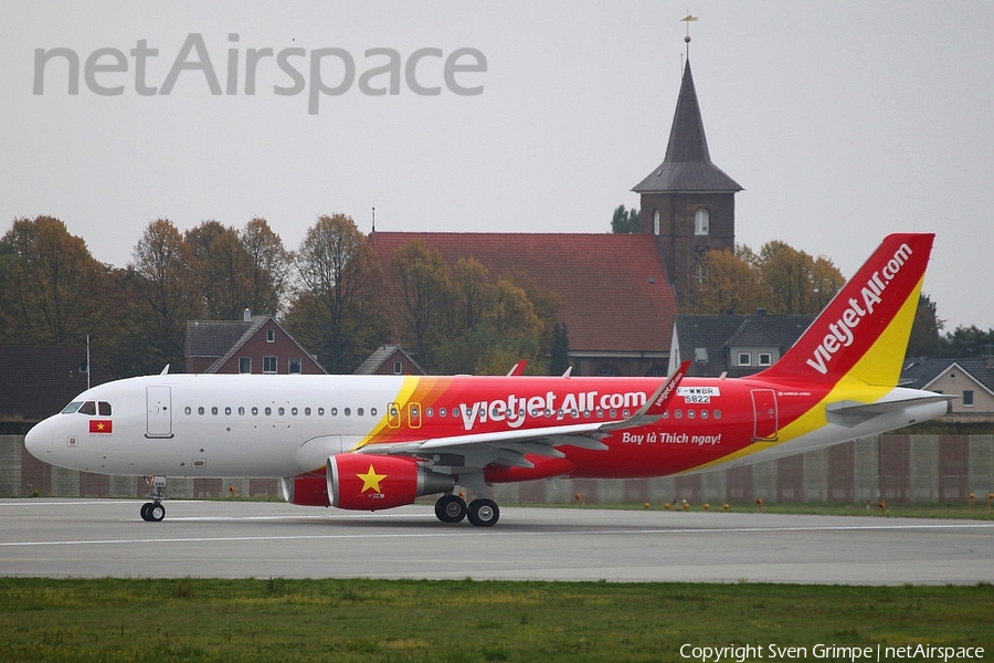 VietJet Air Airbus A320-214 (F-WWBR) | Photo 33049