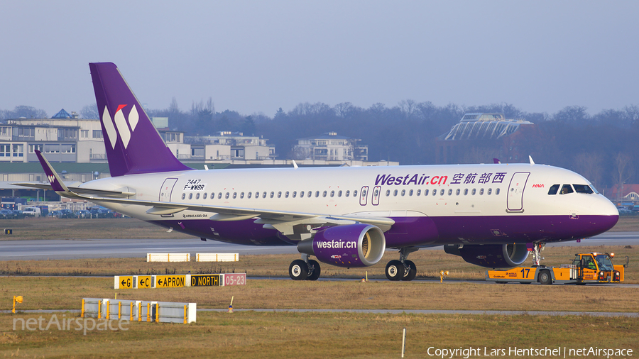 West Air Airbus A320-214 (F-WWBR) | Photo 135479