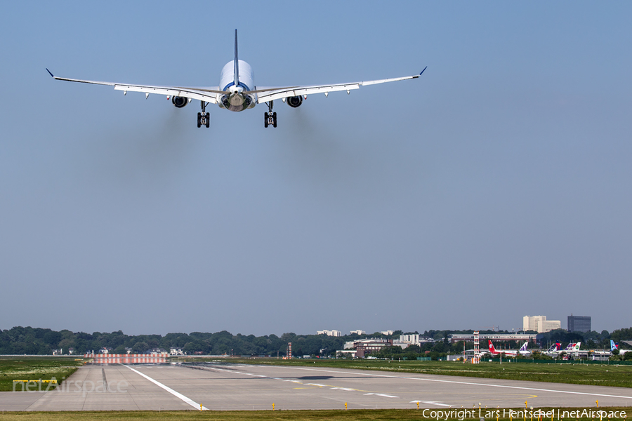 Airbus Industrie Airbus A330-203 (F-WWCB) | Photo 243803