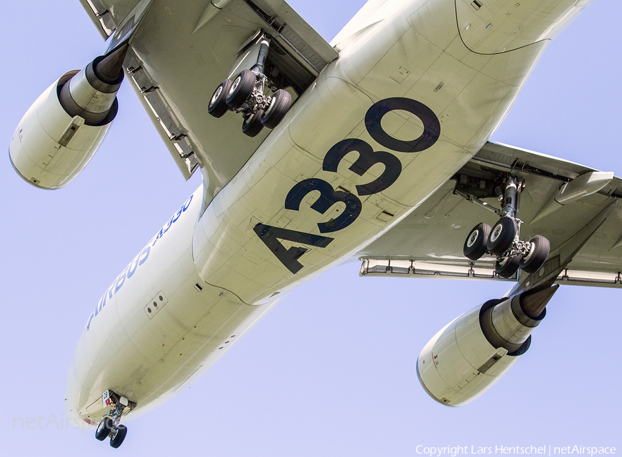 Airbus Industrie Airbus A330-203 (F-WWCB) | Photo 243817