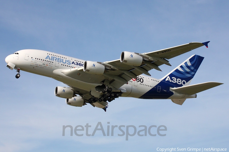 Airbus Industrie Airbus A380-861 (F-WWDD) | Photo 11935