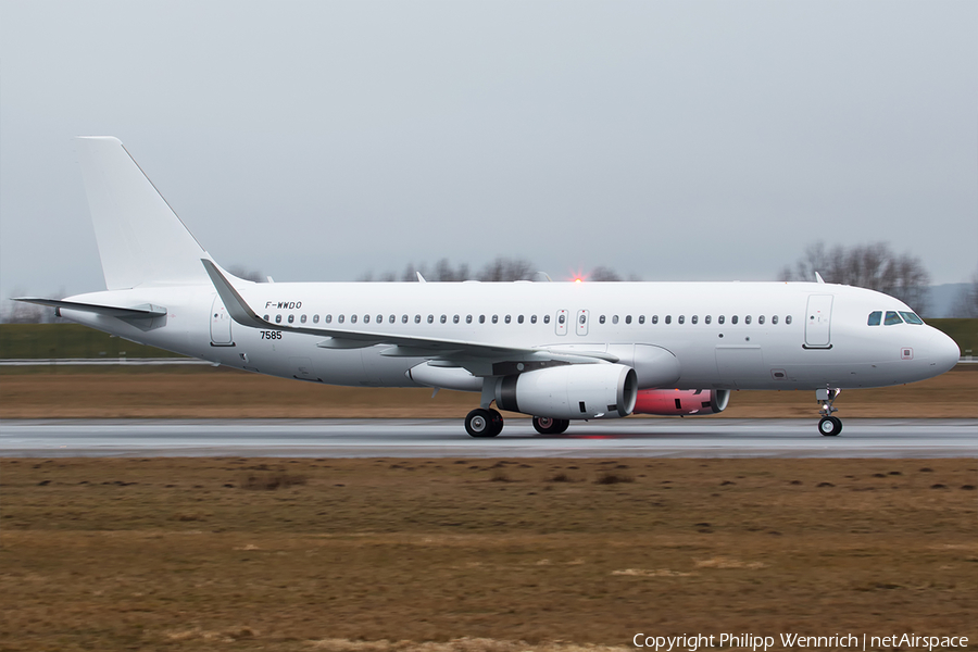 V Air Airbus A320-214 (F-WWDO) | Photo 146228
