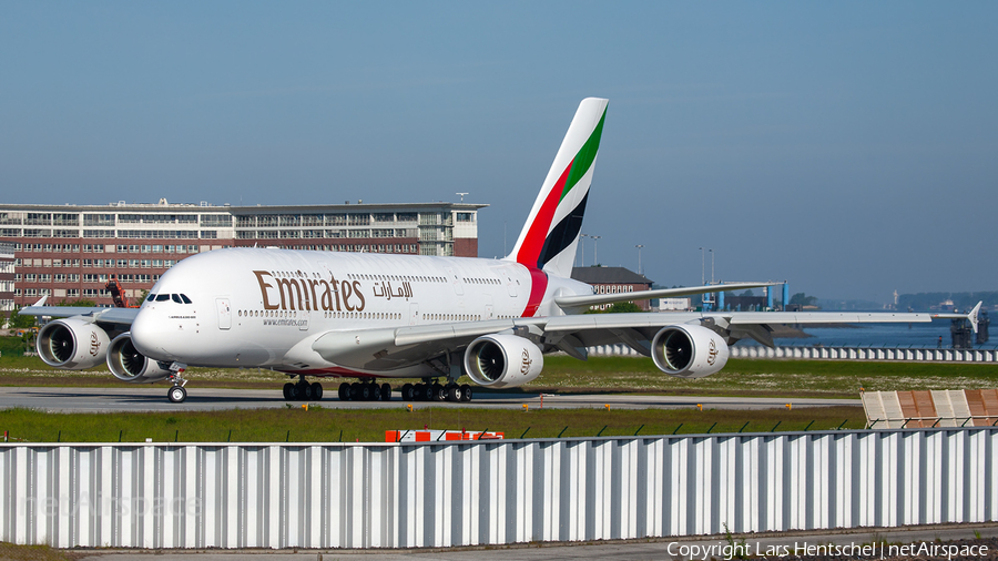 Emirates Airbus A380-861 (F-WWEA) | Photo 425194