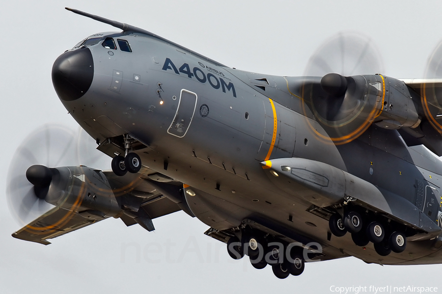 Airbus Industrie Airbus A400M-180 Atlas (F-WWMZ) | Photo 148837